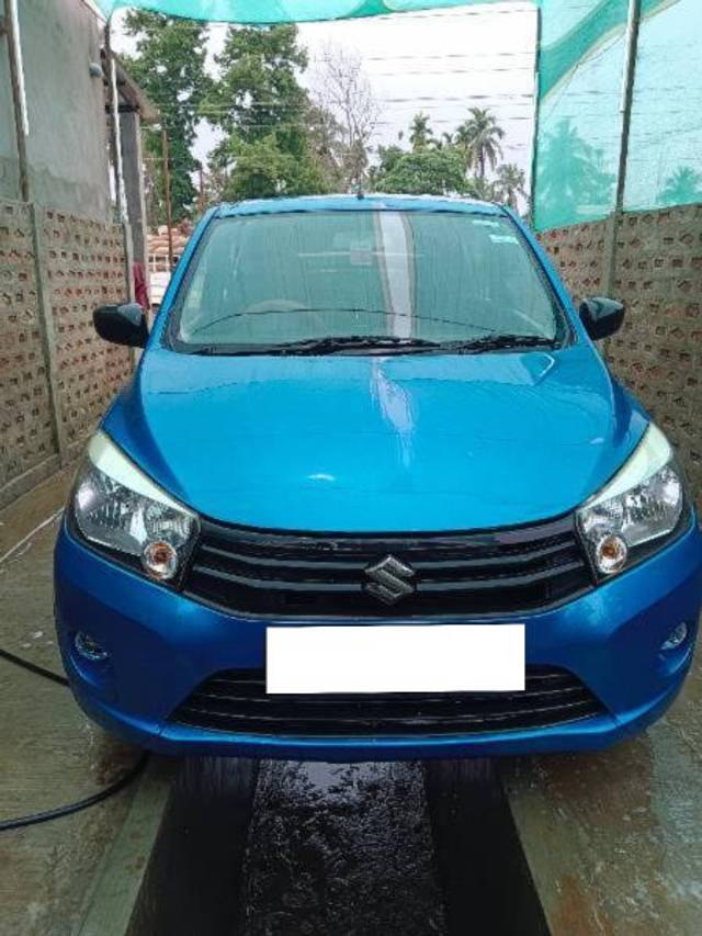 https://images10.gaadi.com/usedcar_image/4221167/original/processed_0021f59a-9bc1-4a2a-9b32-70d2bd33c9c2.jpg?imwidth=6401