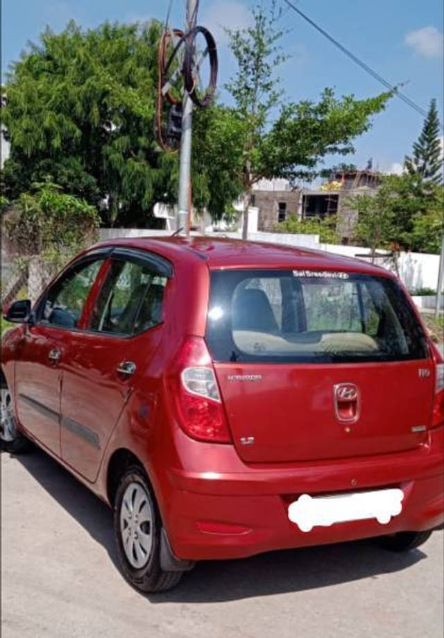 https://images10.gaadi.com/usedcar_image/4221243/original/processed_06859964-4809-4073-894e-2ae8c4620fd0.png?imwidth=6402