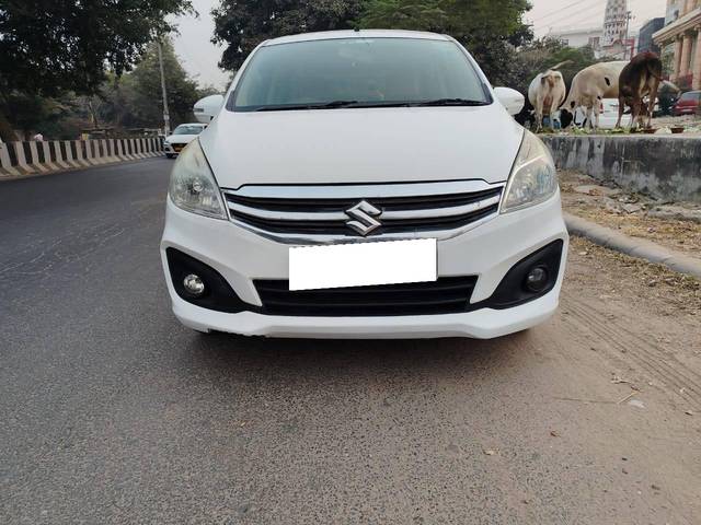 https://images10.gaadi.com/usedcar_image/4221315/original/processed_c600189114f0bbd8e6dafb880b69beed.jpg?imwidth=6401