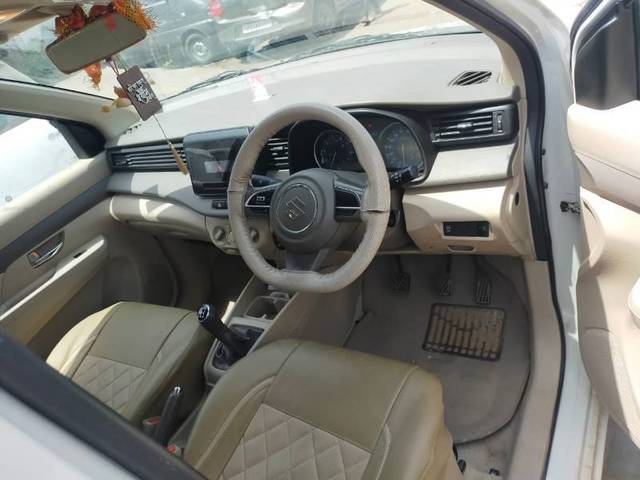 https://images10.gaadi.com/usedcar_image/4221323/original/792a335cfea015af1aea56257d5fd2ca.jpeg?imwidth=6402