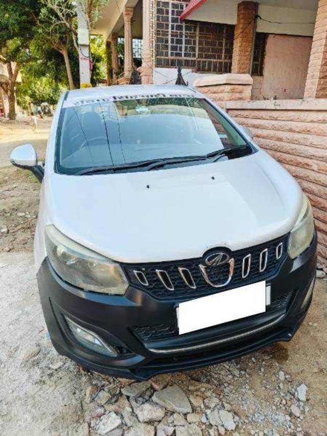 https://images10.gaadi.com/usedcar_image/4221327/original/41ed0329e73d5a9176cc94a0c835b20b.jpg?imwidth=6400