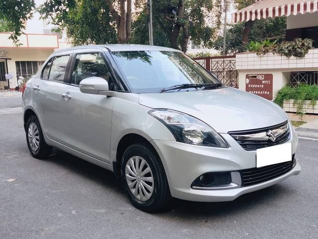 https://images10.gaadi.com/usedcar_image/4221336/original/processed_cbf9ef3c6153caaf7d136666688ed7d1.jpg?imwidth=6400