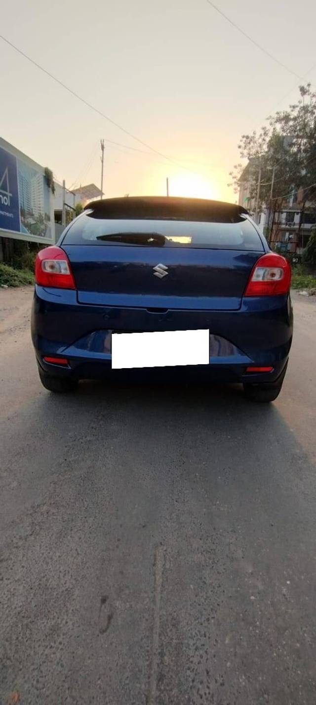 https://images10.gaadi.com/usedcar_image/4221461/original/processed_8e97f83609b42df7fc0019845b5e35ab.jpg?imwidth=6401