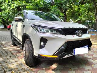 Toyota Fortuner Legender Toyota Fortuner Legender 4x4 AT BSVI