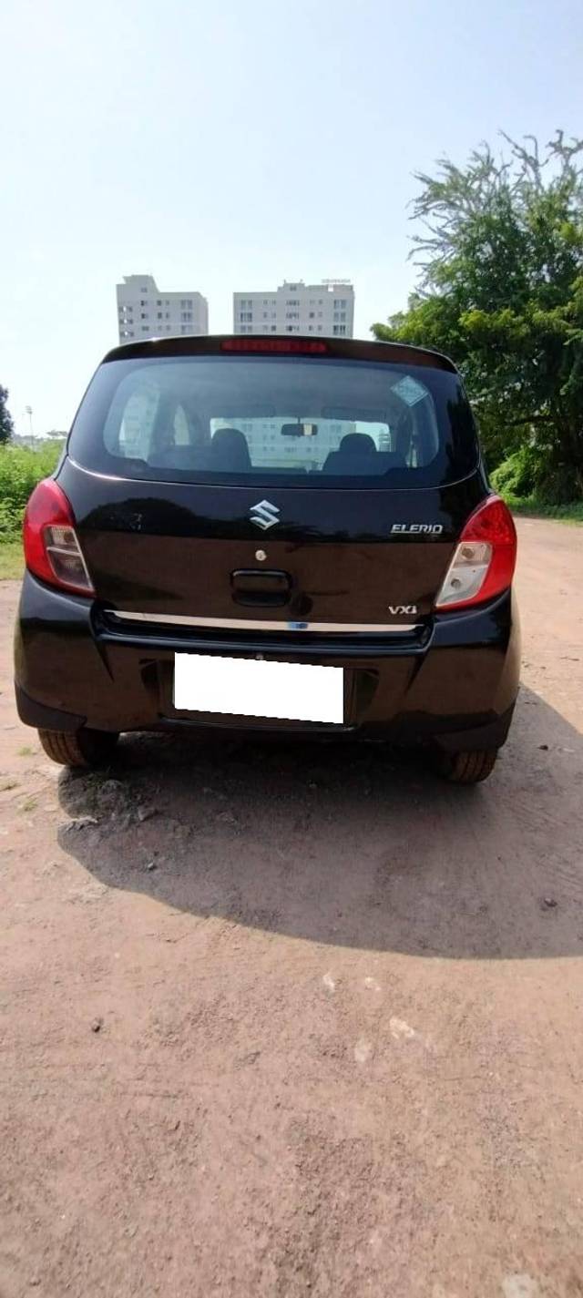 https://images10.gaadi.com/usedcar_image/4221481/original/processed_1dd43f98ec45c20e5c5e26384fb4a6d0.jpg?imwidth=6402