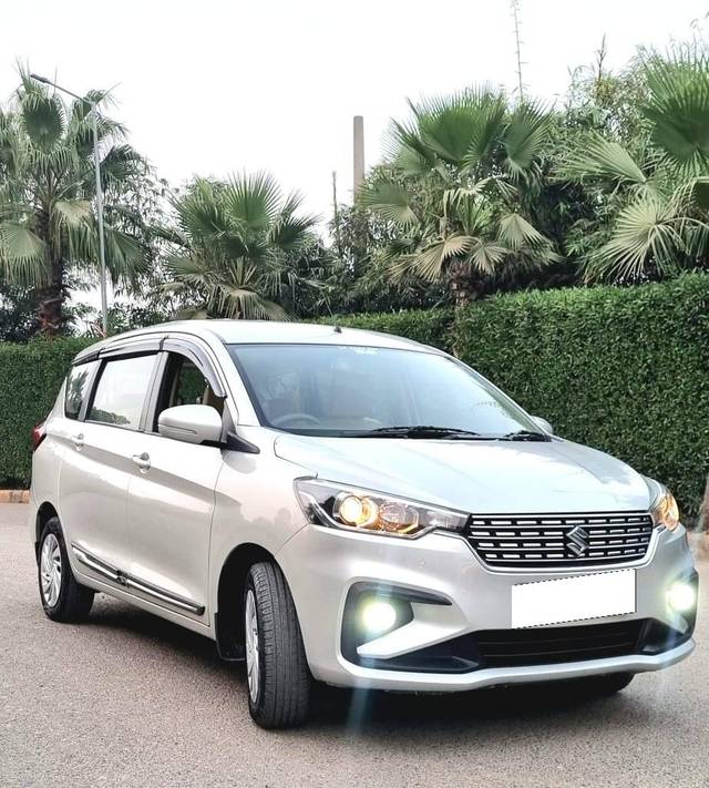 https://images10.gaadi.com/usedcar_image/4221533/original/processed_78097dd3f73915f876a0ef4b5eccc5fe.jpg?imwidth=6400