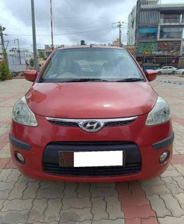 https://images10.gaadi.com/usedcar_image/4221645/original/processed_8f7e0642dfed6ba6494a2b9e6924f2b1.jpg?imwidth=6400