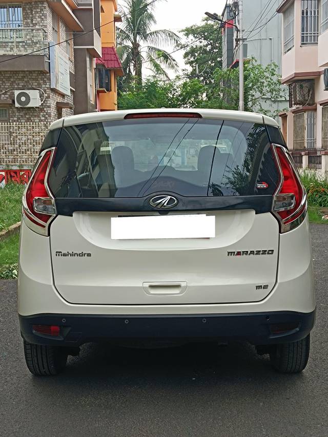 https://images10.gaadi.com/usedcar_image/4221720/original/processed_902d6bb00a12bc0647ec42959eac9da4.jpg?imwidth=6402