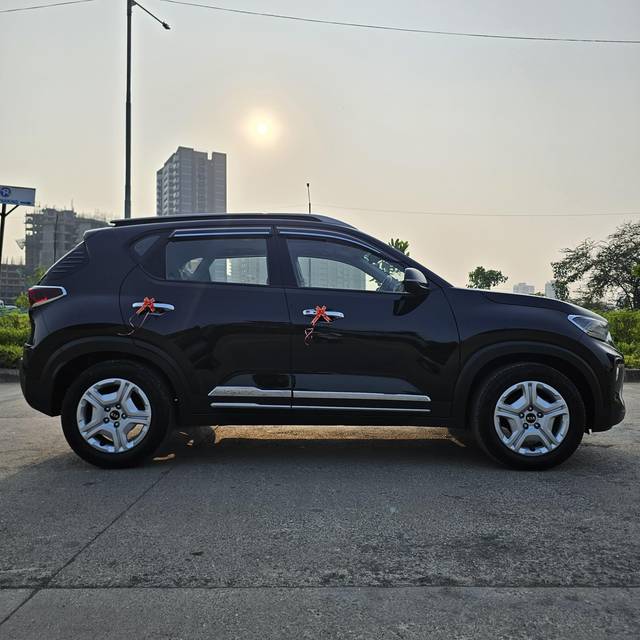 https://images10.gaadi.com/usedcar_image/4221735/original/processed_9d225b1d3c0c59df89c822bee5e89062.jpg?imwidth=6401