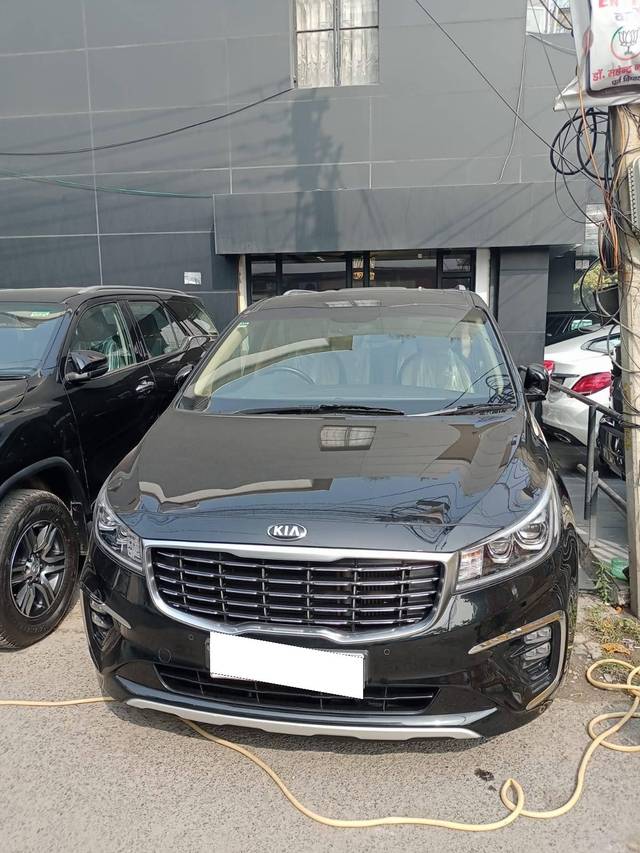 https://images10.gaadi.com/usedcar_image/4221832/original/processed_33aa76a1ce4b67c8156bc4771083ec66.jpg?imwidth=6400