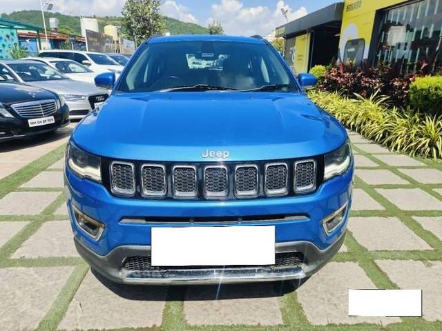 https://images10.gaadi.com/usedcar_image/4221834/original/processed_ef692952bca964db86fd4a71dc373664.jpg?imwidth=6400