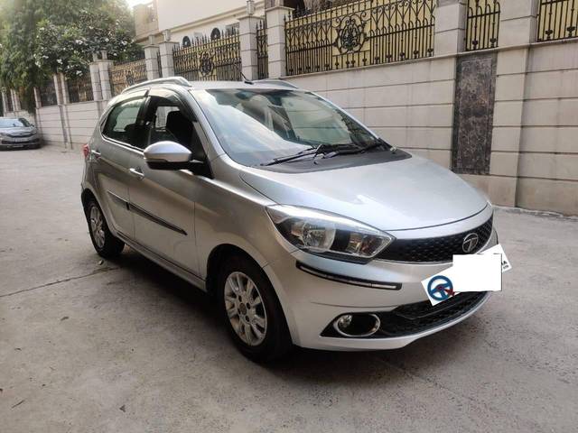 https://images10.gaadi.com/usedcar_image/4221889/original/processed_cda6e9651be4202c39e1aa0552e38e29.jpg?imwidth=6400