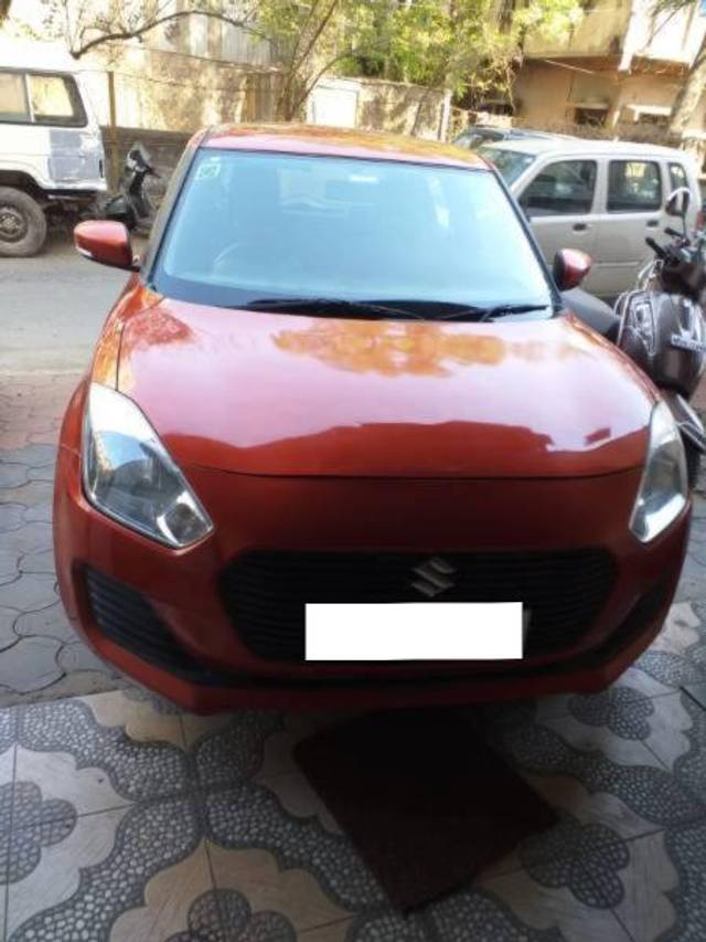 https://images10.gaadi.com/usedcar_image/4221905/original/processed_2110ba10-2973-4242-9ef5-7afbb331223e.jpg?imwidth=6401