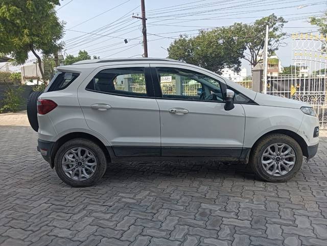 https://images10.gaadi.com/usedcar_image/4221927/original/288b798d817176ccb75ed7a65542bf12.jpeg?imwidth=6401