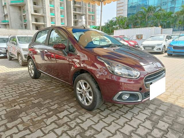 https://images10.gaadi.com/usedcar_image/4222016/original/processed_c67b85f709b5923e506811d5f7b7ea3c.jpeg?imwidth=6400