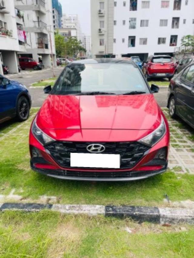 https://images10.gaadi.com/usedcar_image/4222019/original/processed_9328fea5-36b3-4594-9b11-e36d191351a3.jpeg?imwidth=6402