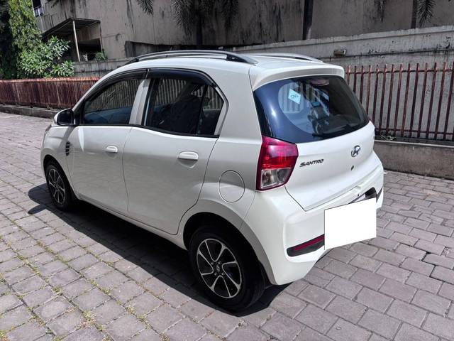 https://images10.gaadi.com/usedcar_image/4222046/original/processed_cf693e2c32c7912ddf2a63fbe6278d6c.jpg?imwidth=6402