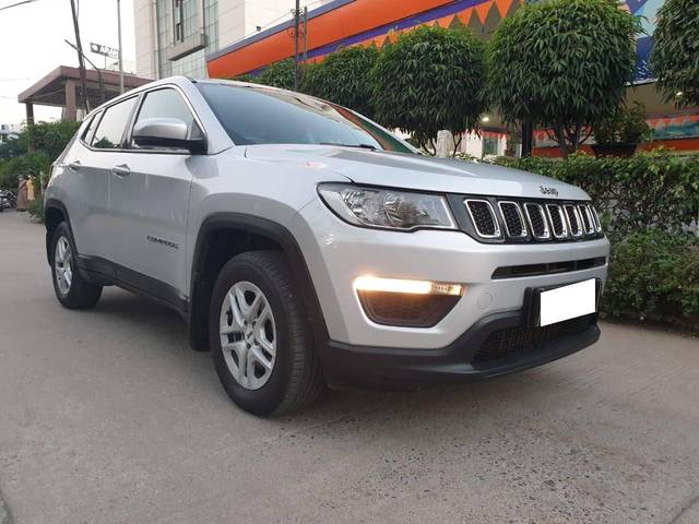 https://images10.gaadi.com/usedcar_image/4222077/original/processed_6a9d1c78235f93d3d2197d8d5e1c88c2.jpg?imwidth=6400