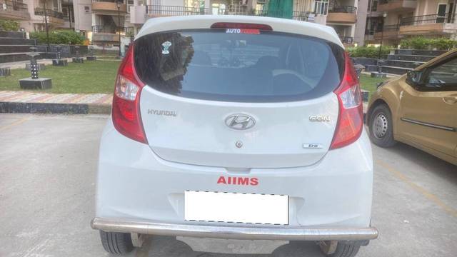 https://images10.gaadi.com/usedcar_image/4222081/original/4fab0a7b0425ee19fb03081a8e854e4f.jpeg?imwidth=6401