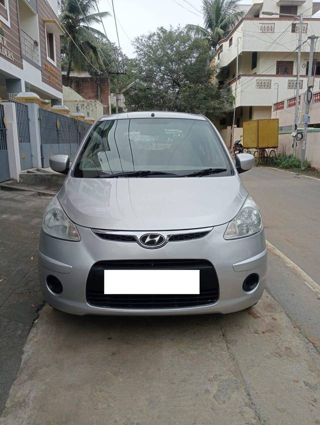 https://images10.gaadi.com/usedcar_image/4222095/original/processed_449f98ebfdc6d5df5937f98615e01f1e.jpg?imwidth=6400