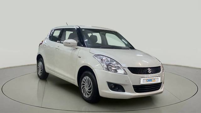 https://images10.gaadi.com/usedcar_image/4222121/original/07a23bdd35d1a76bd52b74b49b502ca0.jpg?imwidth=6400