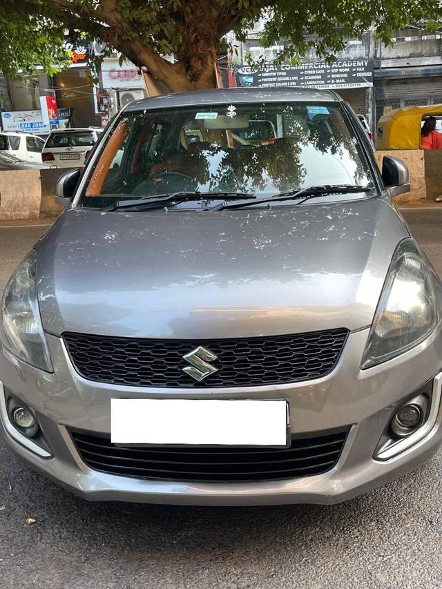 https://images10.gaadi.com/usedcar_image/4222185/original/processed_dd4b83d1201e91607ccd1815c4257a0e.jpg?imwidth=6401