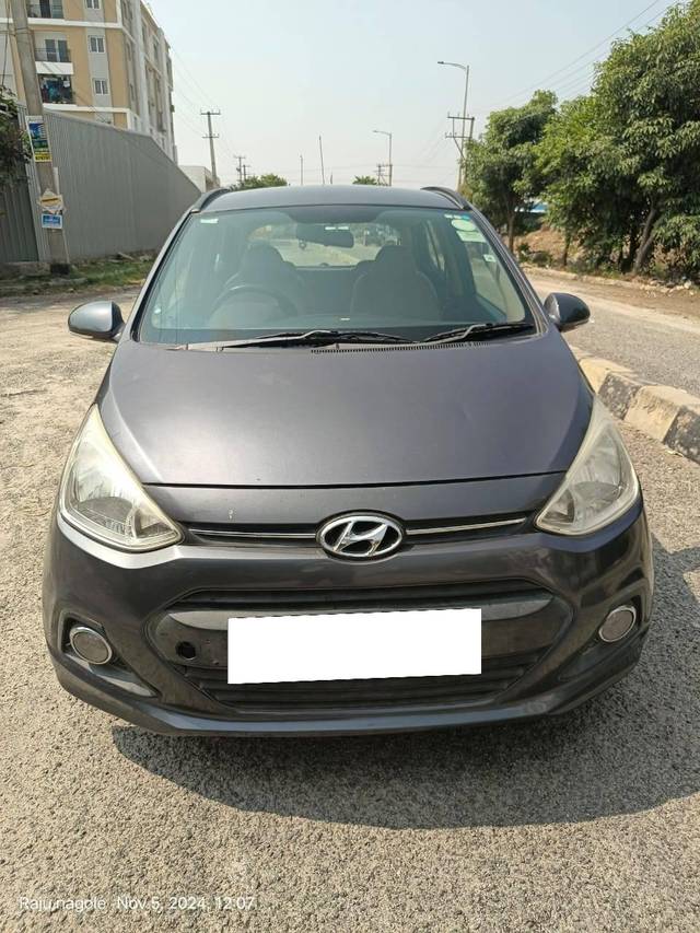 https://images10.gaadi.com/usedcar_image/4222240/original/processed_f2ddd113027709752aae3ffb1dc5f16c.jpg?imwidth=6400