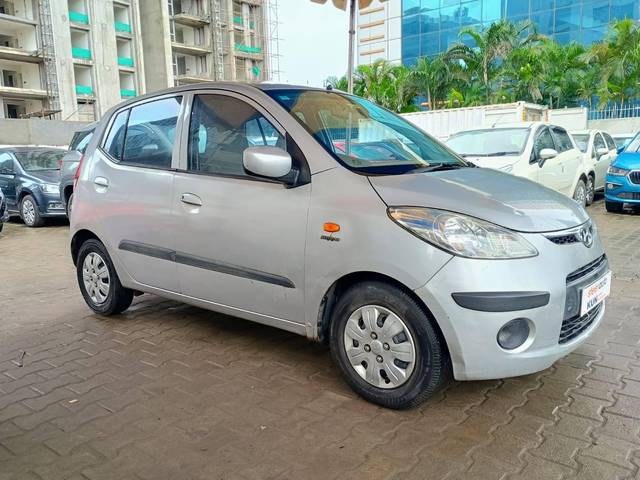 https://images10.gaadi.com/usedcar_image/4222249/original/processed_4bfeac0913ef93f21905d8a477a65770.jpeg?imwidth=6400