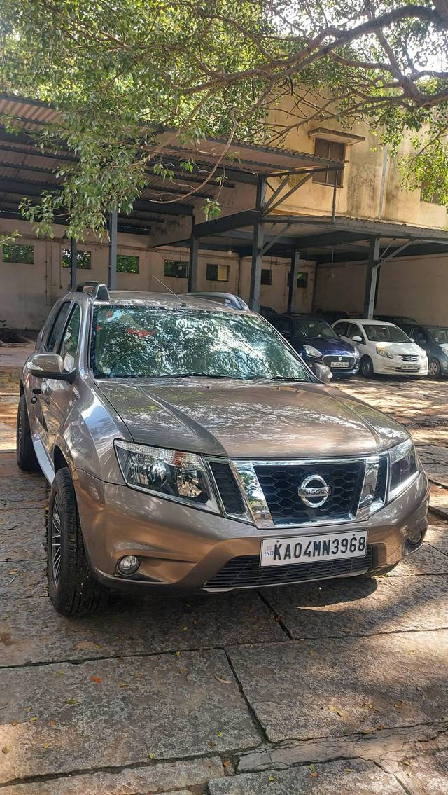 https://images10.gaadi.com/usedcar_image/4222257/original/processed_1b07f2f8b24a5be11a30a4f0cdf18dd8.jpg?imwidth=6400