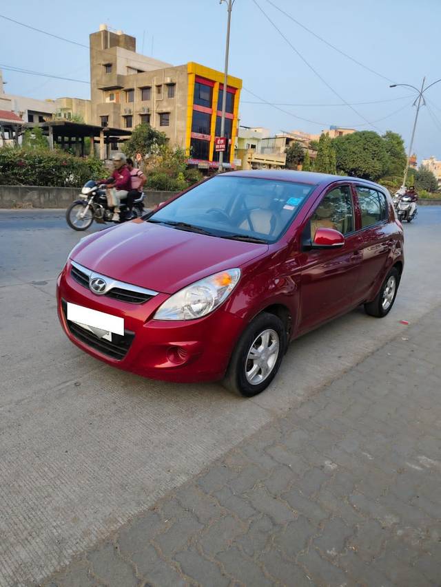 https://images10.gaadi.com/usedcar_image/4222267/original/processed_6064c3945837c98c718736561980af15.jpg?imwidth=6400