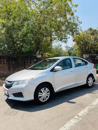 Honda City 2014-2015 Honda City i DTEC E