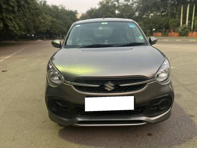 https://images10.gaadi.com/usedcar_image/4222396/original/processed_b3fcf4b98576abedc7e1d2b1cafd54e3.jpg?imwidth=6402