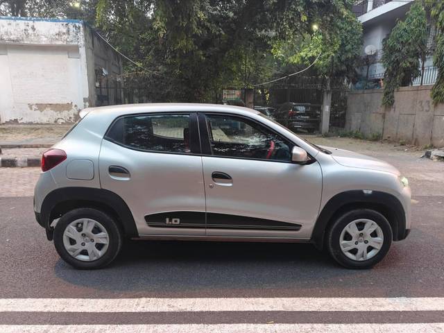 https://images10.gaadi.com/usedcar_image/4222421/original/processed_5cb981e4625d92645f08982bd618cf8d.jpg?imwidth=6401