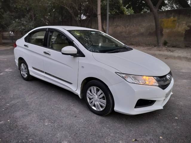 https://images10.gaadi.com/usedcar_image/4222442/original/6615fdf5c73c65b4681241ec900cb773.jpg?imwidth=6400