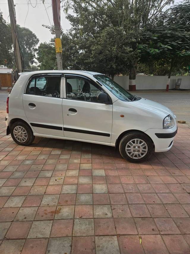 https://images10.gaadi.com/usedcar_image/4222453/original/processed_3bfb44a5b3c359af6c4e2baffb897d9c.jpg?imwidth=6400