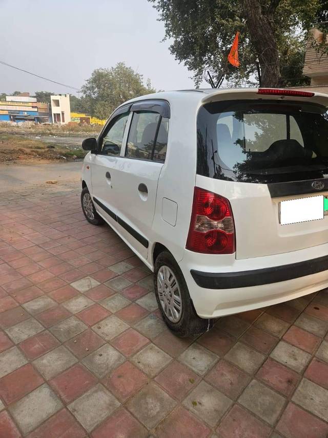 https://images10.gaadi.com/usedcar_image/4222453/original/processed_b882a172f9a1cd73342da504f515bb93.jpg?imwidth=6401