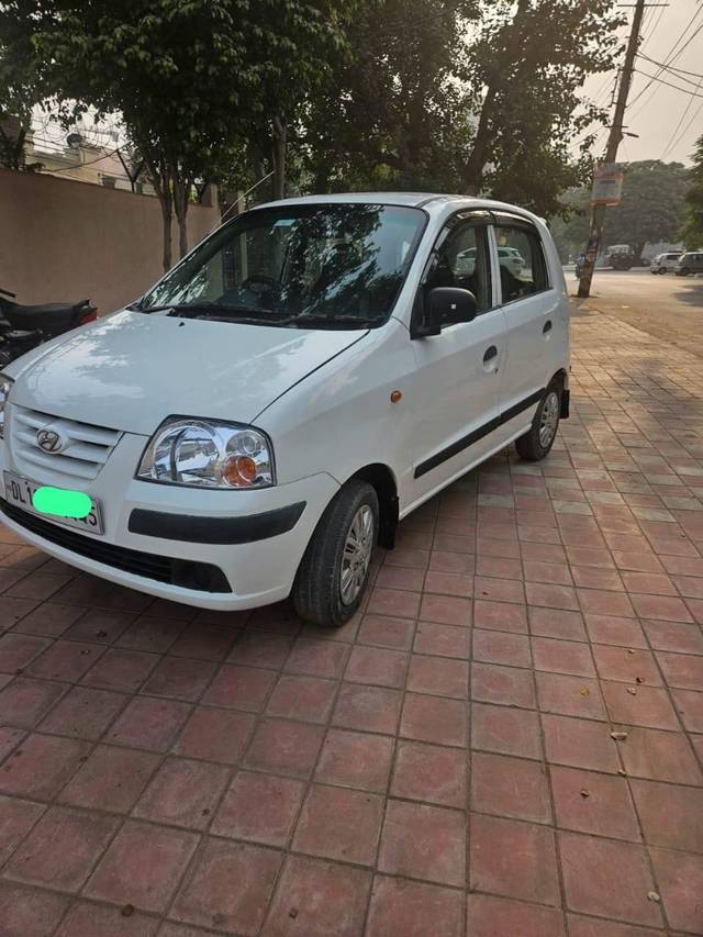 https://images10.gaadi.com/usedcar_image/4222453/original/processed_edc8b3e94e479a8e547ae5e337253644.jpg?imwidth=6402