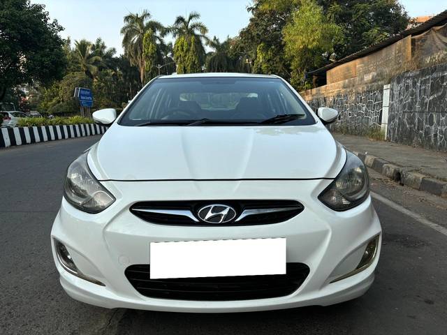 https://images10.gaadi.com/usedcar_image/4222488/original/processed_d4a6d1b77c22744325d6d8e100d61fa7.jpg?imwidth=6400