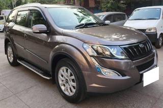 Mahindra XUV500 Mahindra XUV500 R W10 FWD