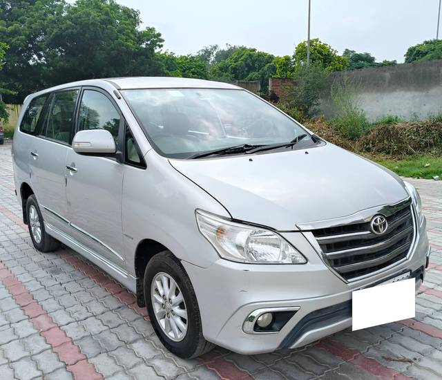 https://images10.gaadi.com/usedcar_image/4222624/original/processed_4fb36037aab2fb39367cb97b293a05ab.jpg?imwidth=6400