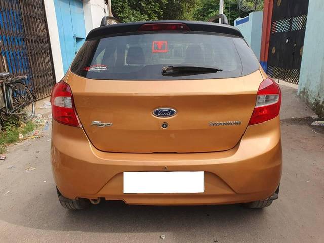 https://images10.gaadi.com/usedcar_image/4222798/original/processed_2437cf39612028632a87d2e7b8a79478.jpg?imwidth=6402