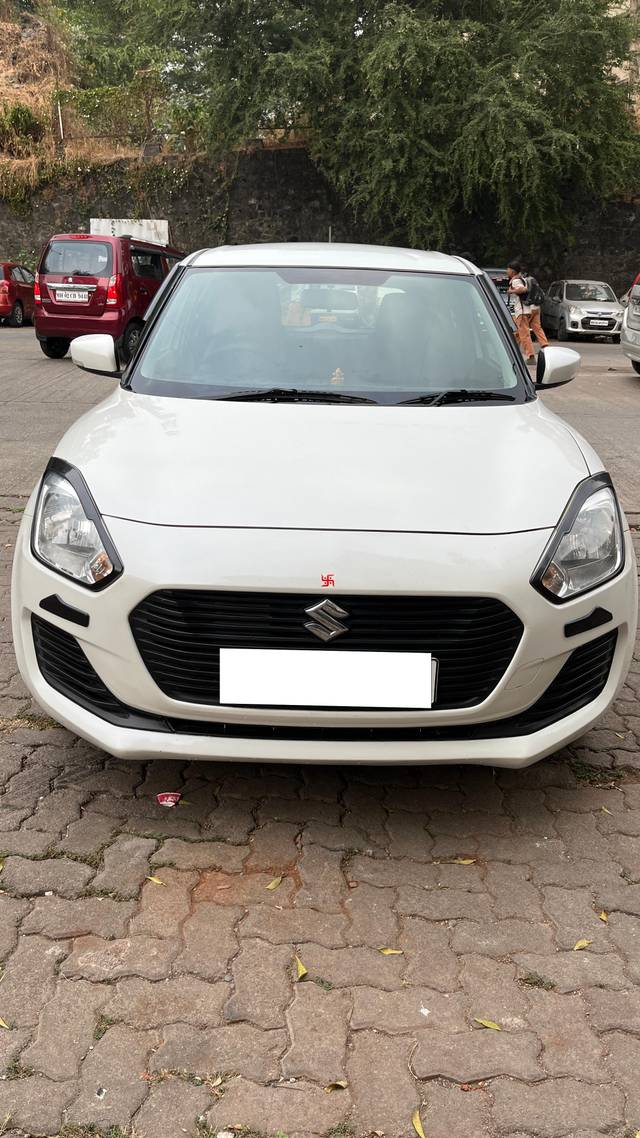 https://images10.gaadi.com/usedcar_image/4223069/original/processed_2eaf67a93dbb88f5568f20ea6fe5998c.jpg?imwidth=6400