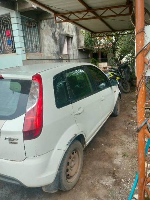 https://images10.gaadi.com/usedcar_image/4223110/original/processed_10996623-6fe5-4d52-8929-17389c5f92f8.jpg?imwidth=6401