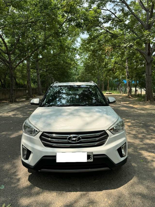 https://images10.gaadi.com/usedcar_image/4223206/original/processed_3b39922f0f194abf2b9453c7efb4bce5.jpg?imwidth=6400