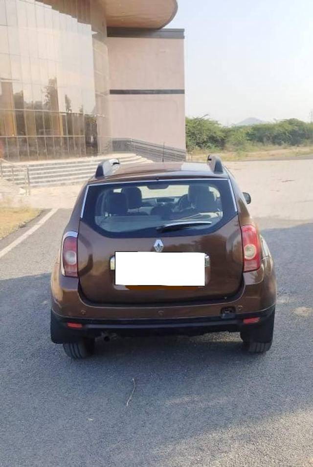 https://images10.gaadi.com/usedcar_image/4223266/original/processed_7b02a1b4b6c500d0cb928d60fb72fdc9.jpg?imwidth=6402