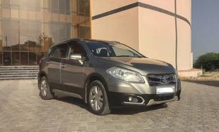 Maruti S Cross 2015-2017 Maruti S Cross DDiS 200 Alpha