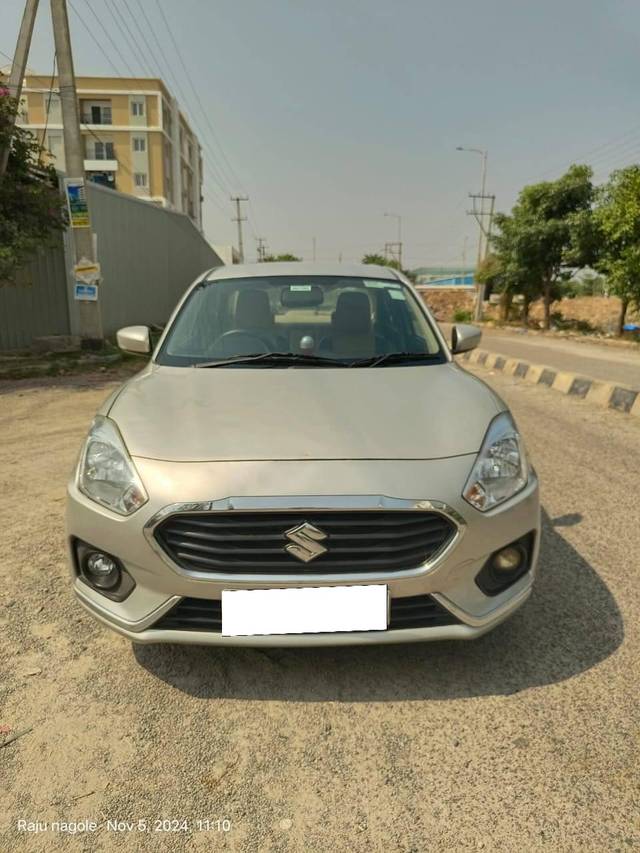 https://images10.gaadi.com/usedcar_image/4223301/original/processed_589cffc6ea9d392dee029c8a697c5881.jpg?imwidth=6402