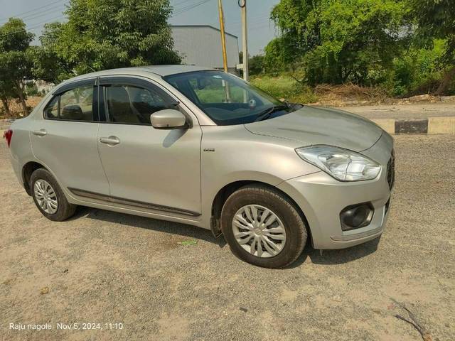 https://images10.gaadi.com/usedcar_image/4223301/original/processed_f84c214c29e9d129a323279eefa6ecc0.jpg?imwidth=6400