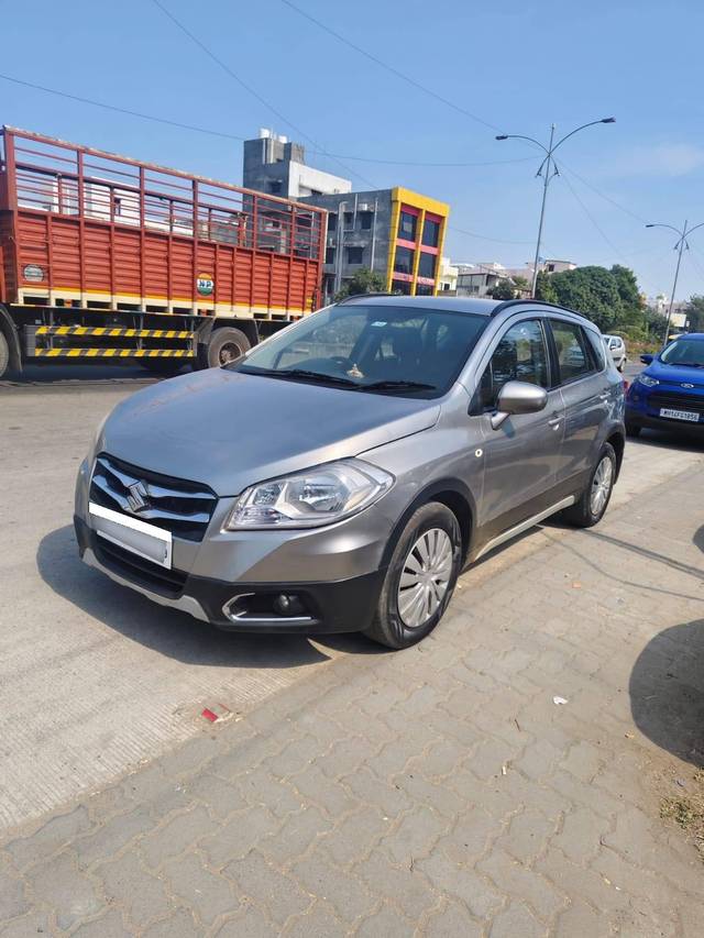 https://images10.gaadi.com/usedcar_image/4223306/original/processed_880c19f720fd7ebc0f08b6e12650d650.jpg?imwidth=6402