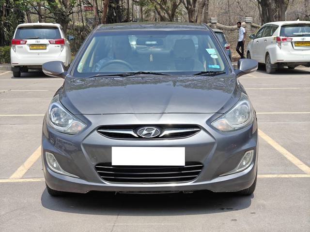 https://images10.gaadi.com/usedcar_image/4223363/original/processed_b67a75885dac47b98f4b20292d9da985.jpeg?imwidth=6401